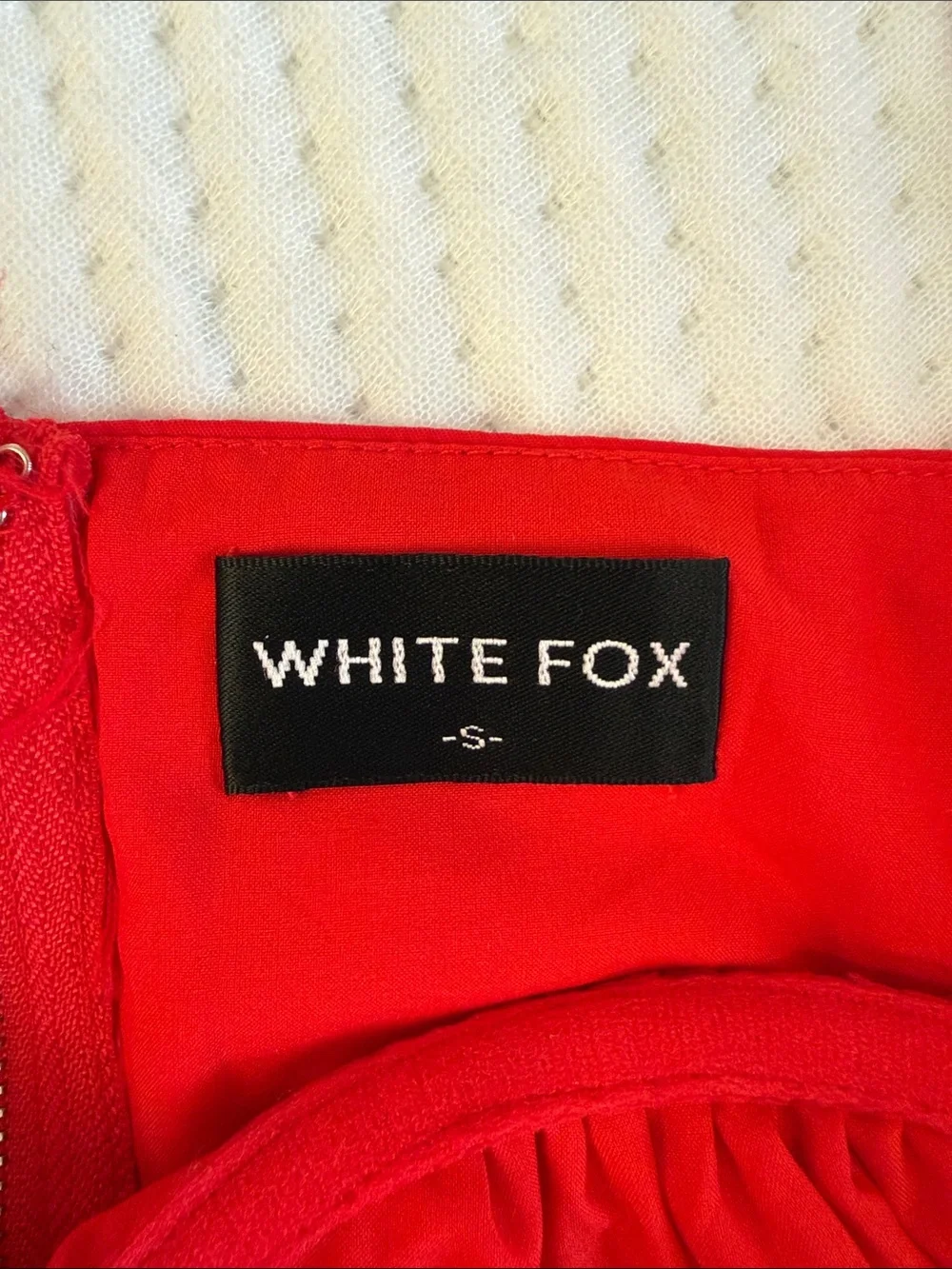 White Fox Boutique Red Bustier Top - Picture 3 of 4